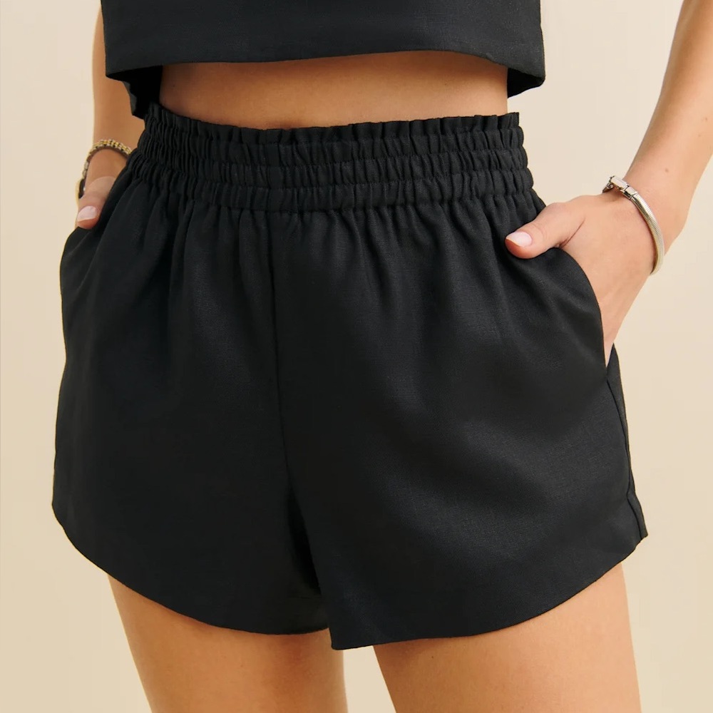 Reformation Mila Linen Shorts S EUC Black